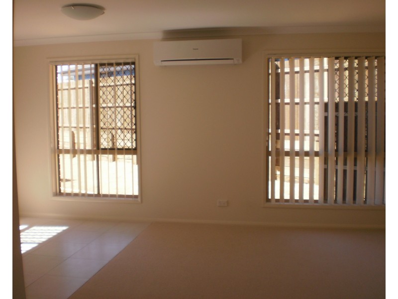 39 Coolana Court, Harristown QLD 4350