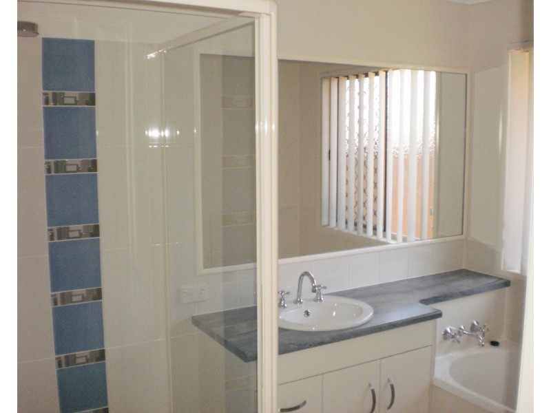 39 Coolana Court, Harristown QLD 4350