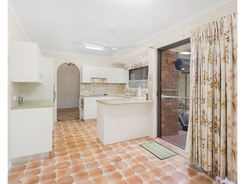 39 Toowoomba Road, Oakey QLD 4401