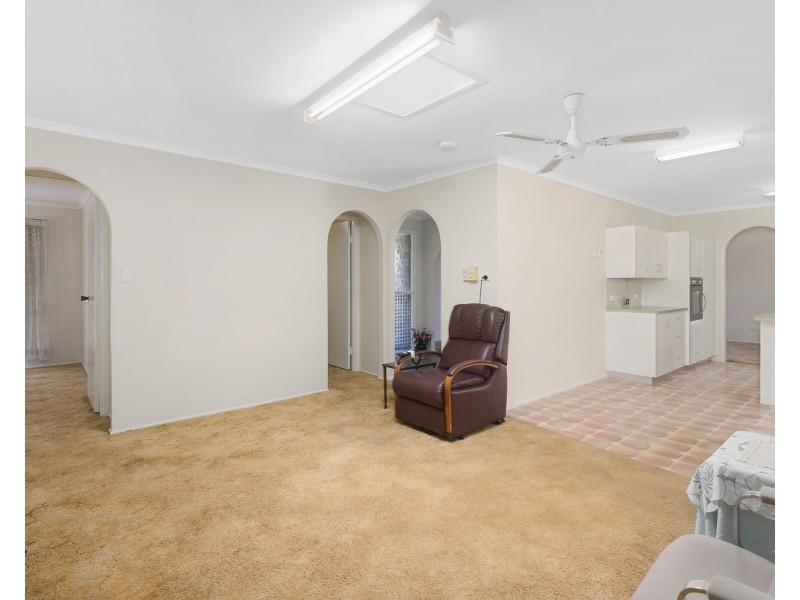 39 Toowoomba Road, Oakey QLD 4401