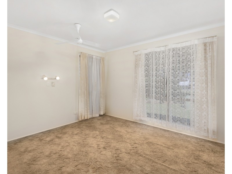 39 Toowoomba Road, Oakey QLD 4401