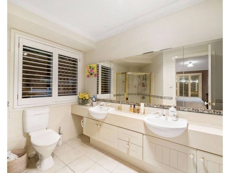 336 Hursley Road, Glenvale QLD 4350