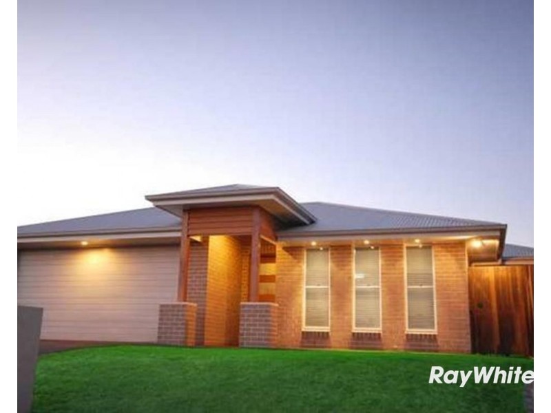 19 Kurrawa Crescent, Glenvale QLD 4350