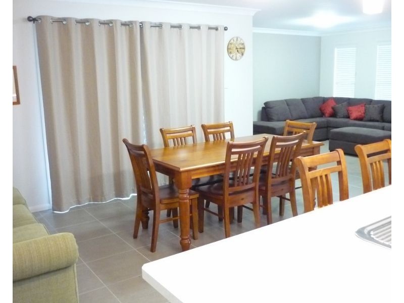 19 Kurrawa Crescent, Glenvale QLD 4350