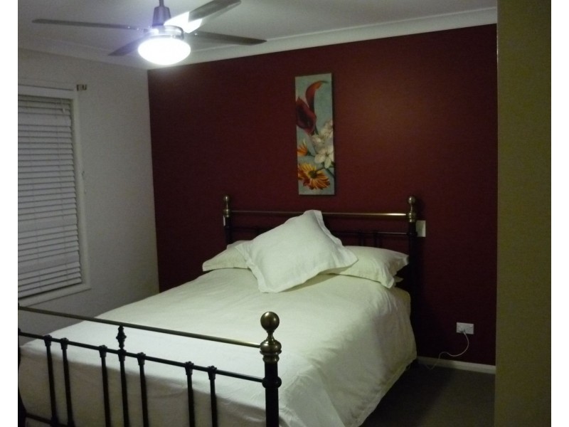 19 Kurrawa Crescent, Glenvale QLD 4350