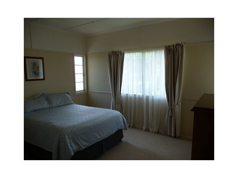 9 Peel Street, South Toowoomba QLD 4350