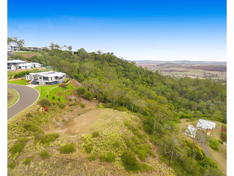 12 Panoramic Drive, Preston QLD 4352