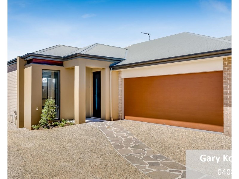 4/14 Yarrow Close, Middle Ridge QLD 4350
