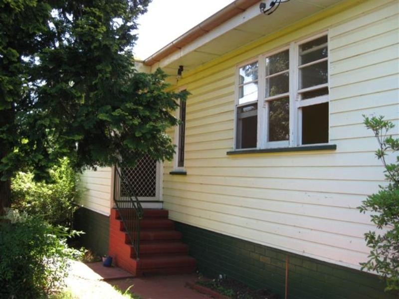 65a South Street, Rangeville QLD 4350