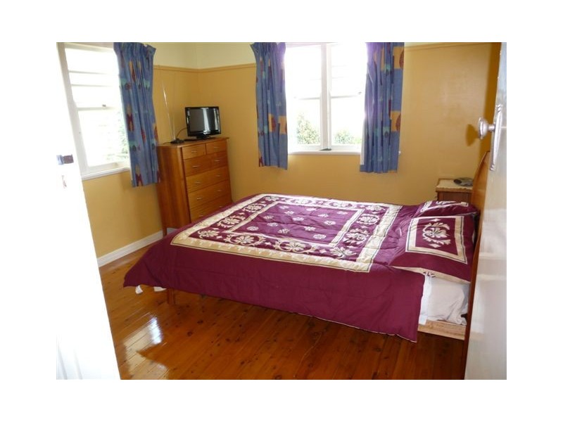 102 Perth Street, South Toowoomba QLD 4350