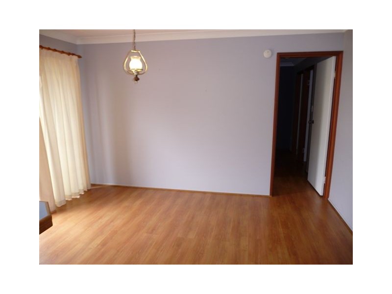 2/18 Stumm Street, Kearneys Spring QLD 4350