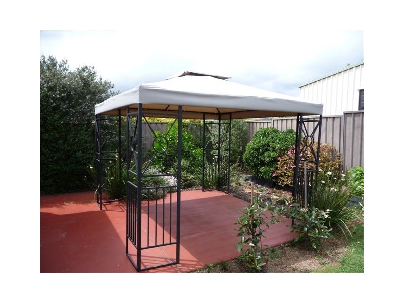 2/18 Stumm Street, Kearneys Spring QLD 4350