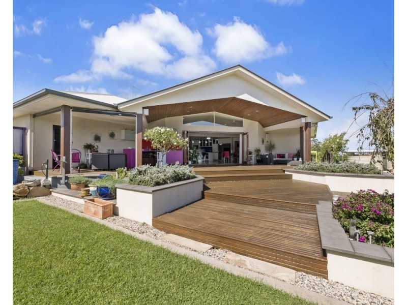 6 Horizon Court, Highfields QLD 4352