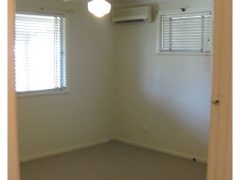 5 Jackson Street, Centenary Heights QLD 4350
