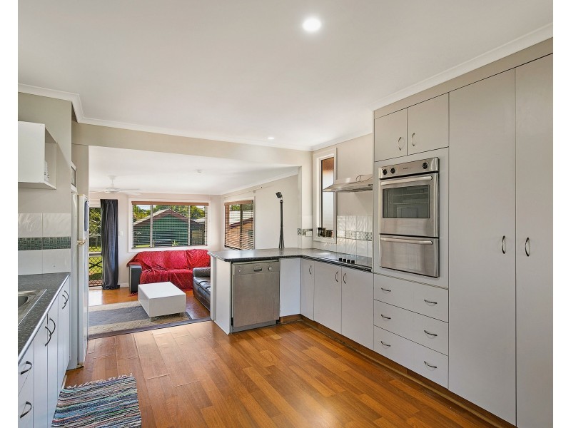 27 Dalmeny Street, Wilsonton QLD 4350