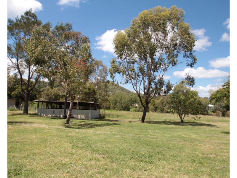 42 Kingsthorpe-Glencoe Road, Kingsthorpe QLD 4400