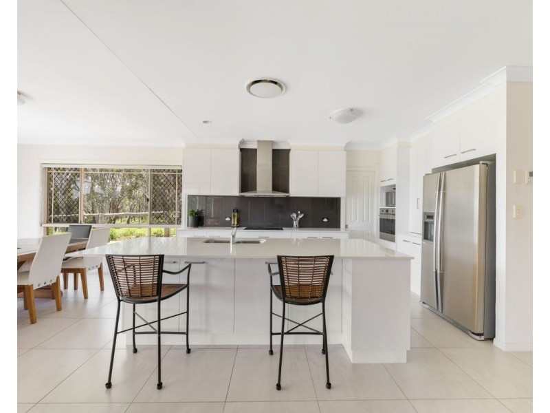 13 McEwan Road, Cabarlah QLD 4352