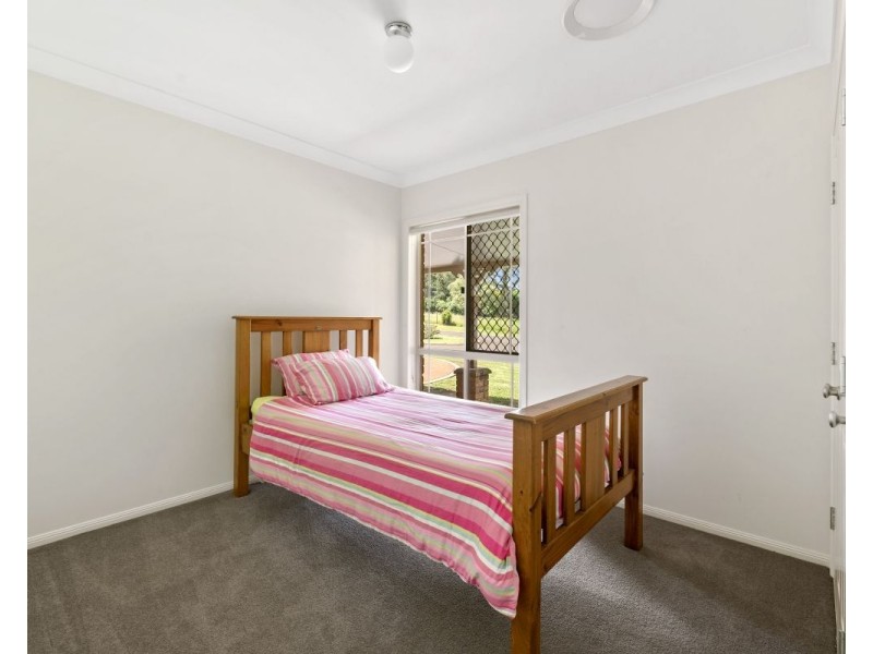 13 McEwan Road, Cabarlah QLD 4352