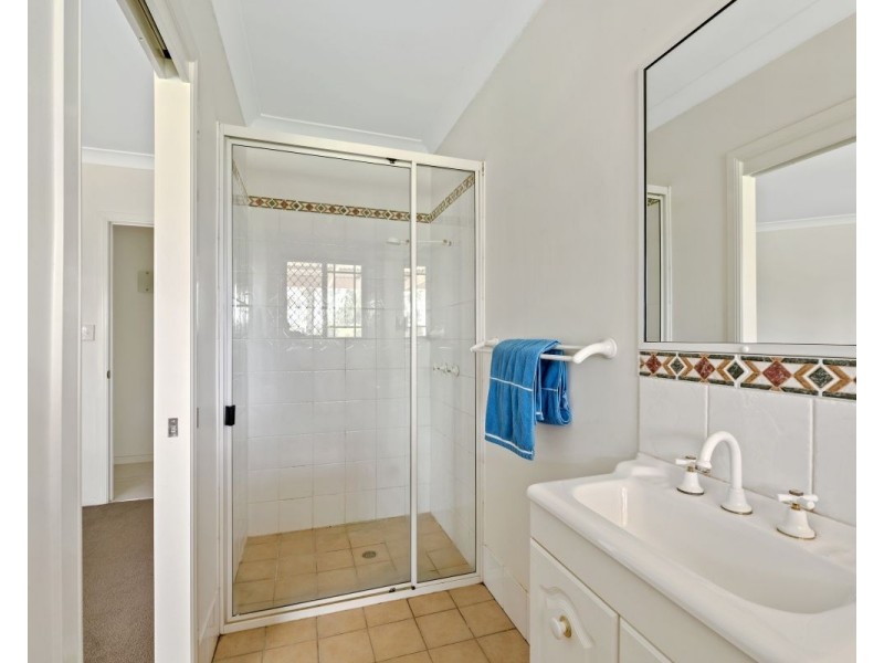 13 McEwan Road, Cabarlah QLD 4352