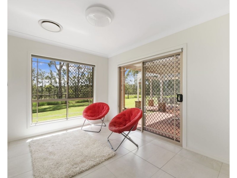 13 McEwan Road, Cabarlah QLD 4352