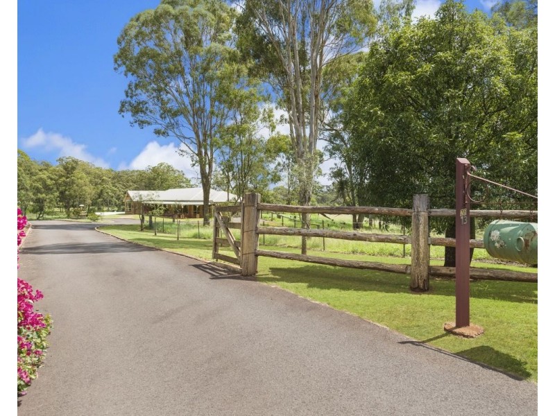 13 McEwan Road, Cabarlah QLD 4352