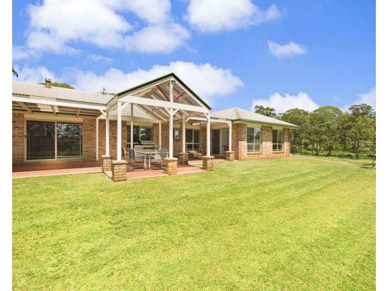 13 McEwan Road, Cabarlah QLD 4352
