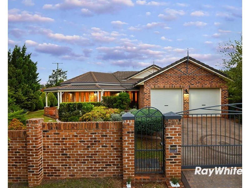 2 Emerald Court, Middle Ridge QLD 4350