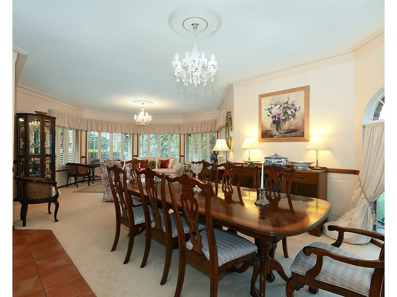 2 Emerald Court, Middle Ridge QLD 4350