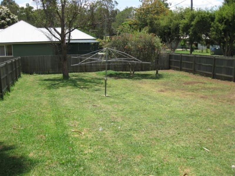 13 Swallow Court, Newtown QLD 4350