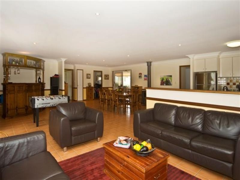 11 Amy Court, Westbrook QLD 4350