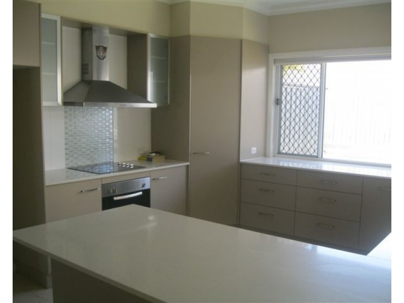 20 McCallum Court, Middle Ridge QLD 4350