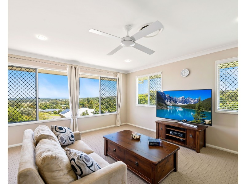 6 Mountview Court, Highfields QLD 4352