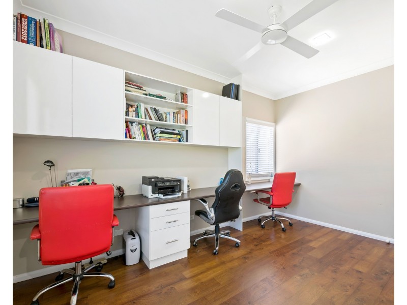 6 Mountview Court, Highfields QLD 4352