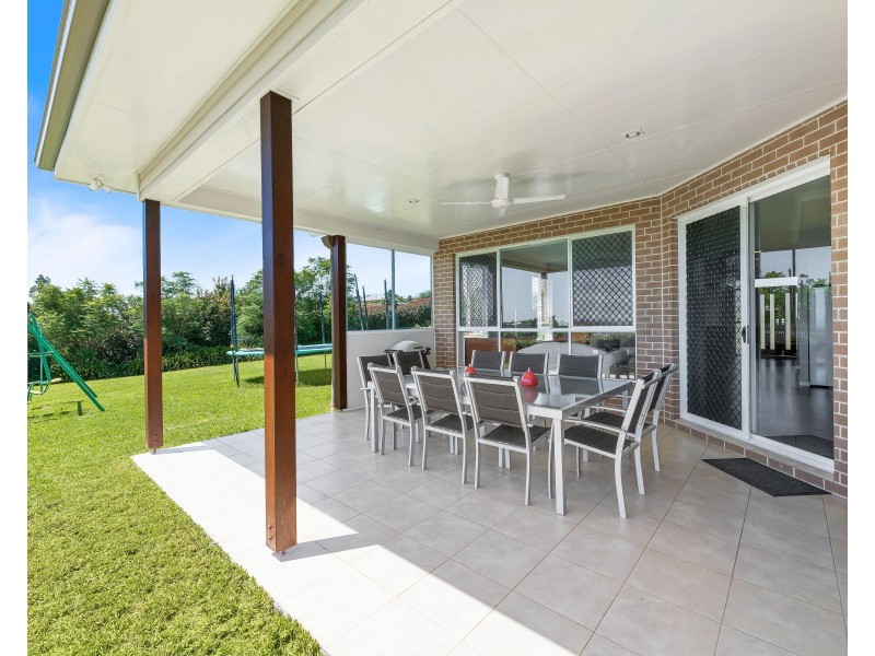 6 Mountview Court, Highfields QLD 4352