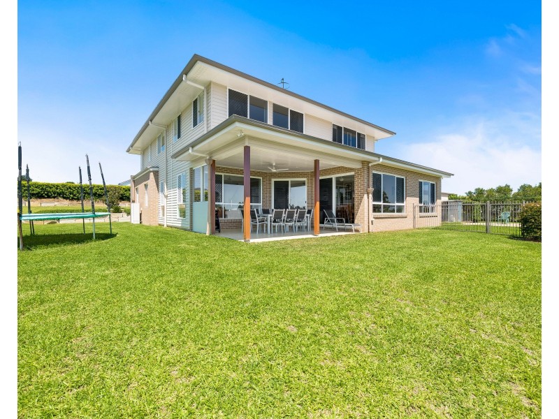6 Mountview Court, Highfields QLD 4352