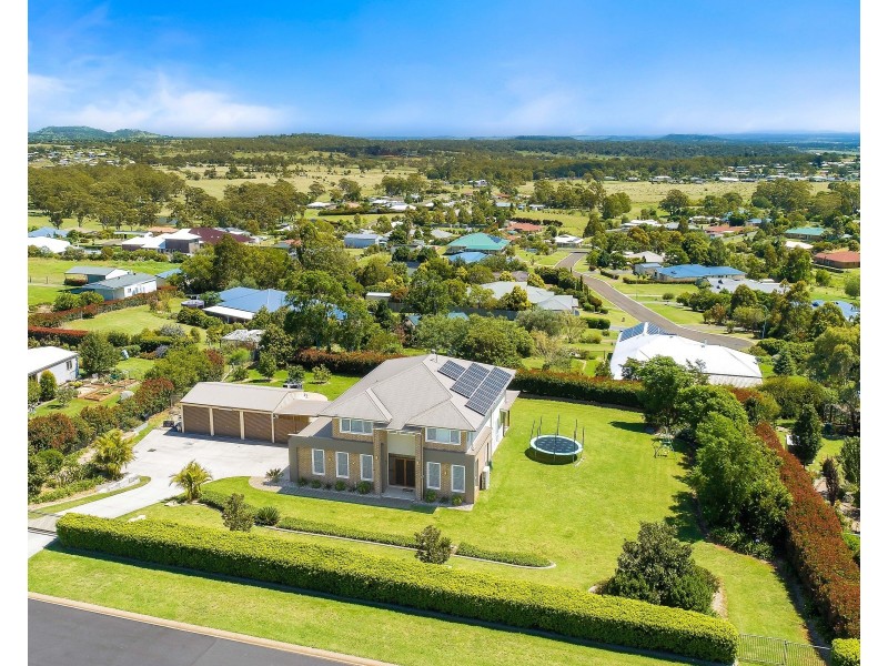 6 Mountview Court, Highfields QLD 4352