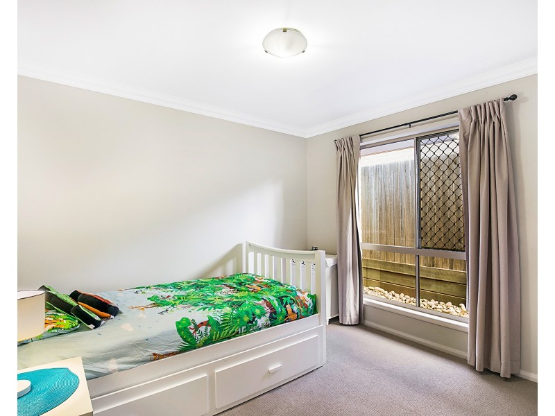 17 Lanagan Court, Middle Ridge QLD 4350