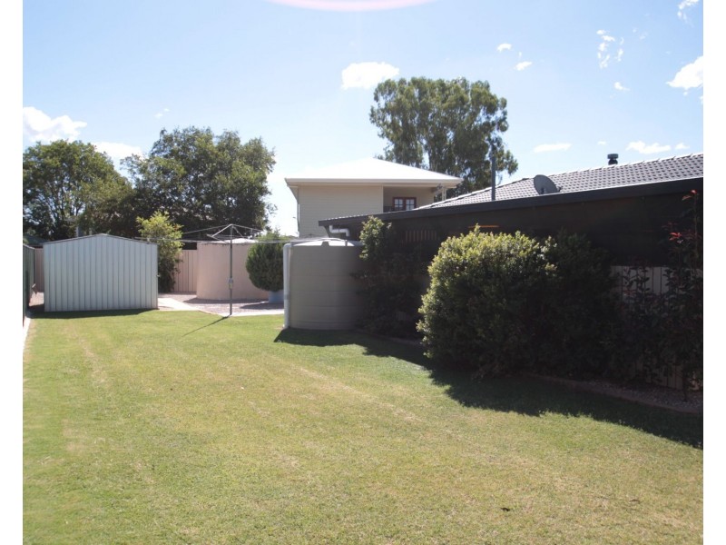 2 Delray Street, Oakey QLD 4401