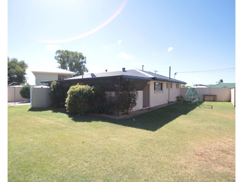 2 Delray Street, Oakey QLD 4401