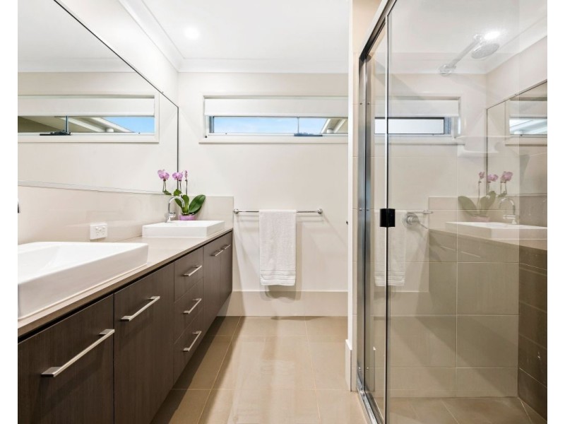 74 Hancock Circuit, Kleinton QLD 4352