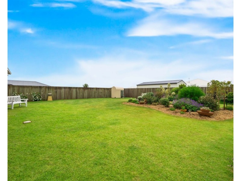 74 Hancock Circuit, Kleinton QLD 4352