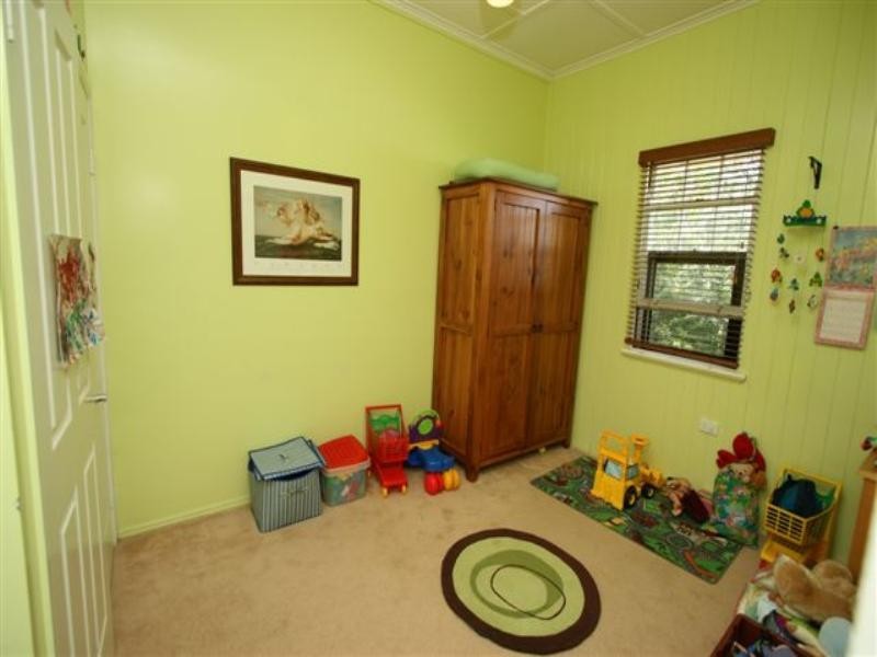 163 West Street, Newtown QLD 4350