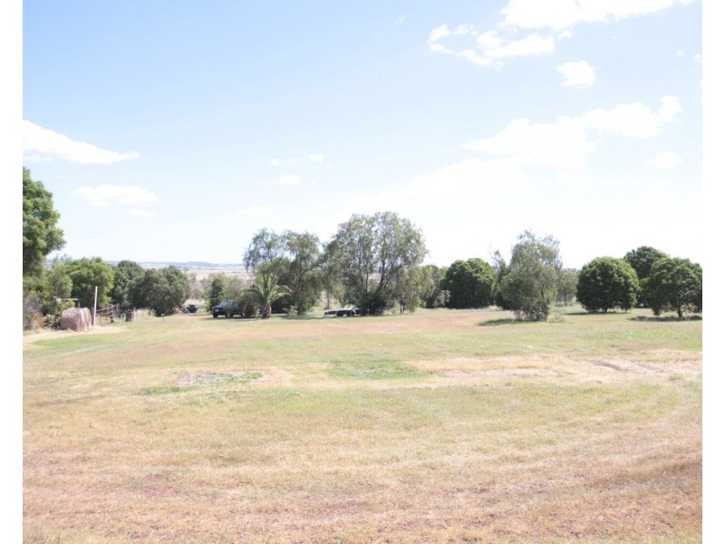 31 Goombungee Road, Kingsthorpe QLD 4400