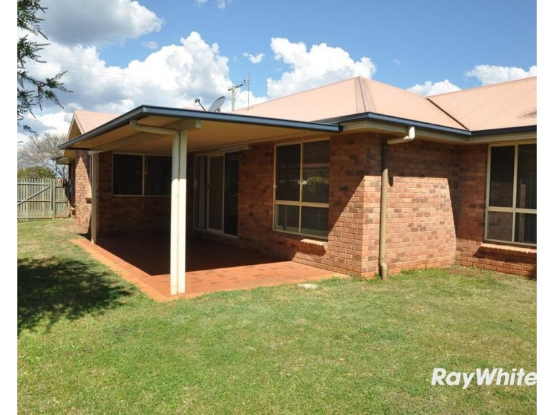 421 West Street, Darling Heights QLD 4350