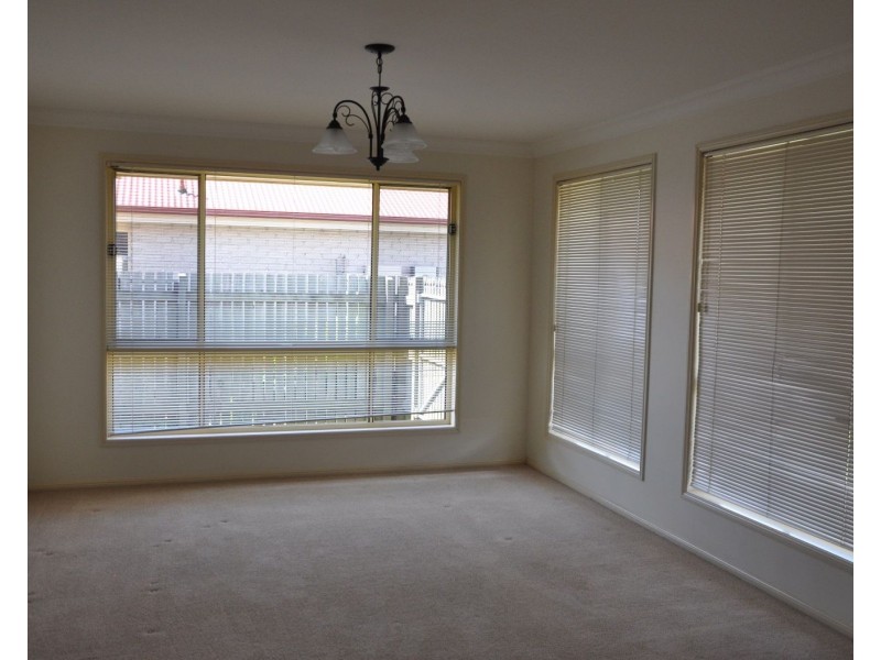 421 West Street, Darling Heights QLD 4350