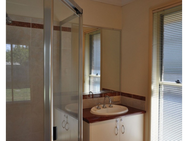 421 West Street, Darling Heights QLD 4350