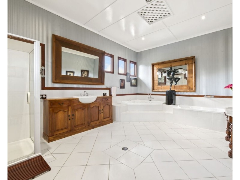 1/2-6 and 2a McStay Street, Middle Ridge QLD 4350