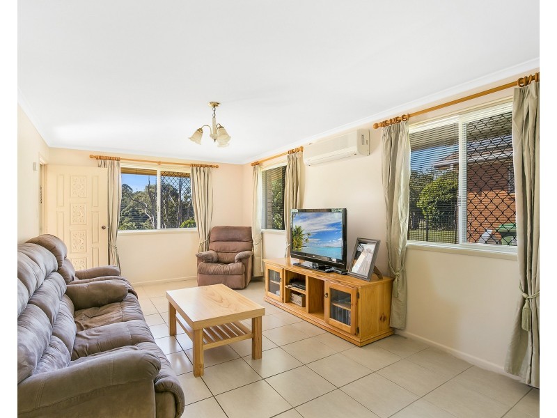78 Hogg Street, Rockville QLD 4350