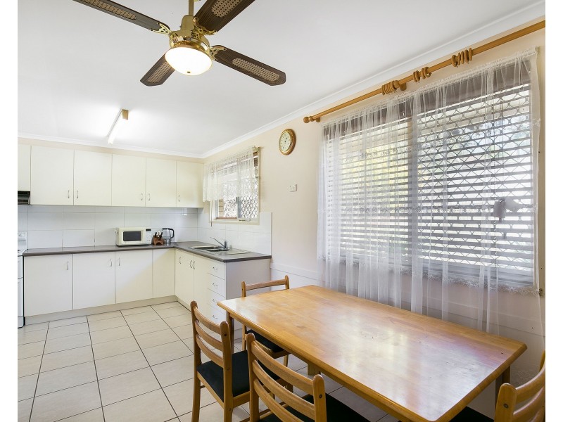 78 Hogg Street, Rockville QLD 4350