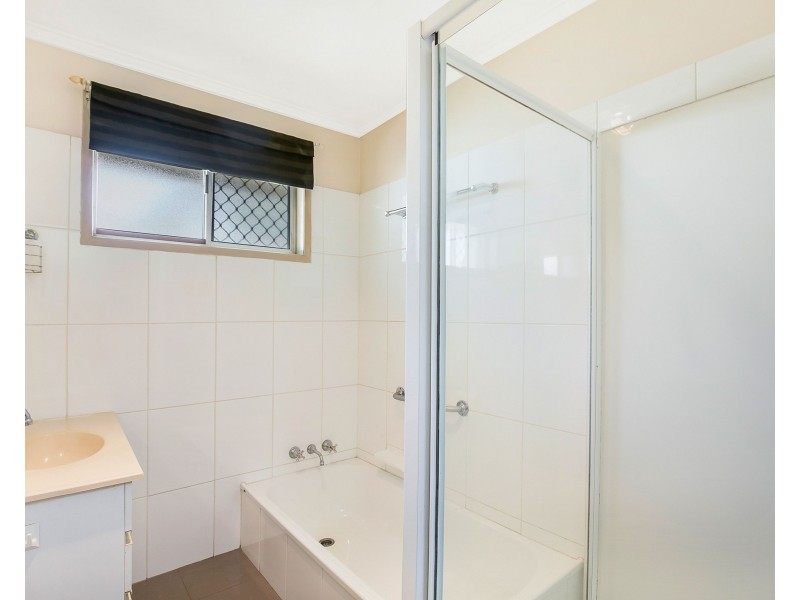 78 Hogg Street, Rockville QLD 4350